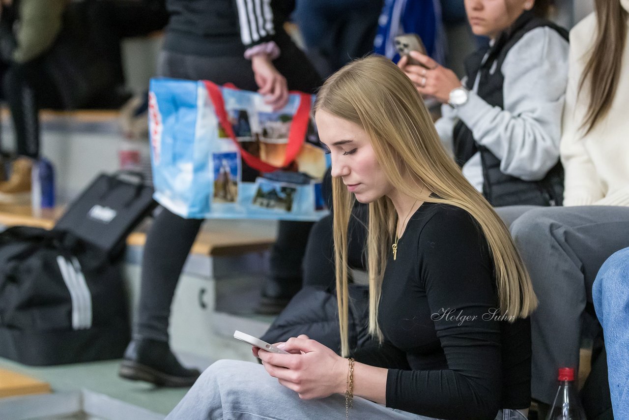 Bild 104 - VR Bank Cup Horst